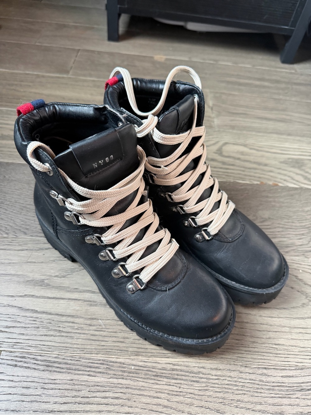 Black Leather Women's Steve Madden BAM Lace-Up Hiker Boots with Cream Laces